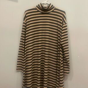 Black /gold and silver striped long sleeve sheath style dress like new